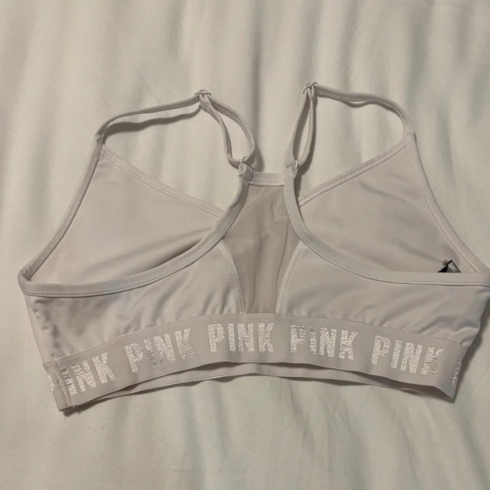 PINK Victoria's Secret Sports Bras - Dark Green and White Size- Medium - Picture 5 of 11